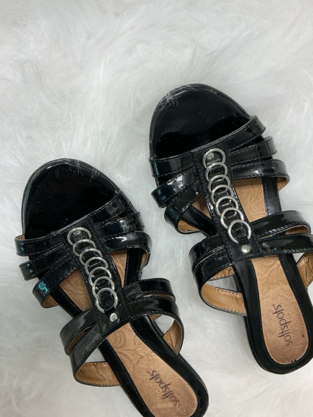 Softspots Black Patent Slide 2” heel Sandals 7.5 - Picture 2 of 7